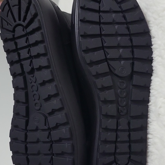 ECCO Soft 7 Tred Nubuck Mid-Cut Boot EUC Sz 9 - Picture 7 of 9